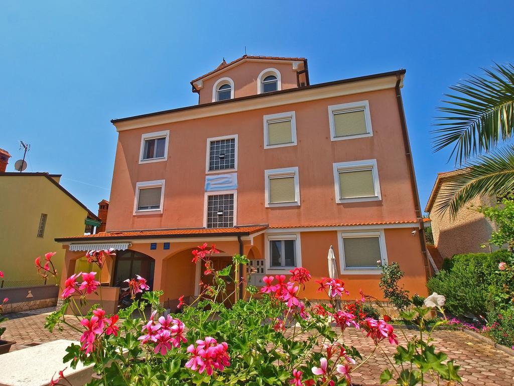 Apartments Denis 19 Фажана Экстерьер фото