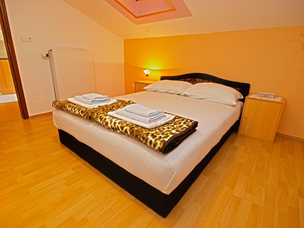 Apartments Denis 19 Фажана Экстерьер фото